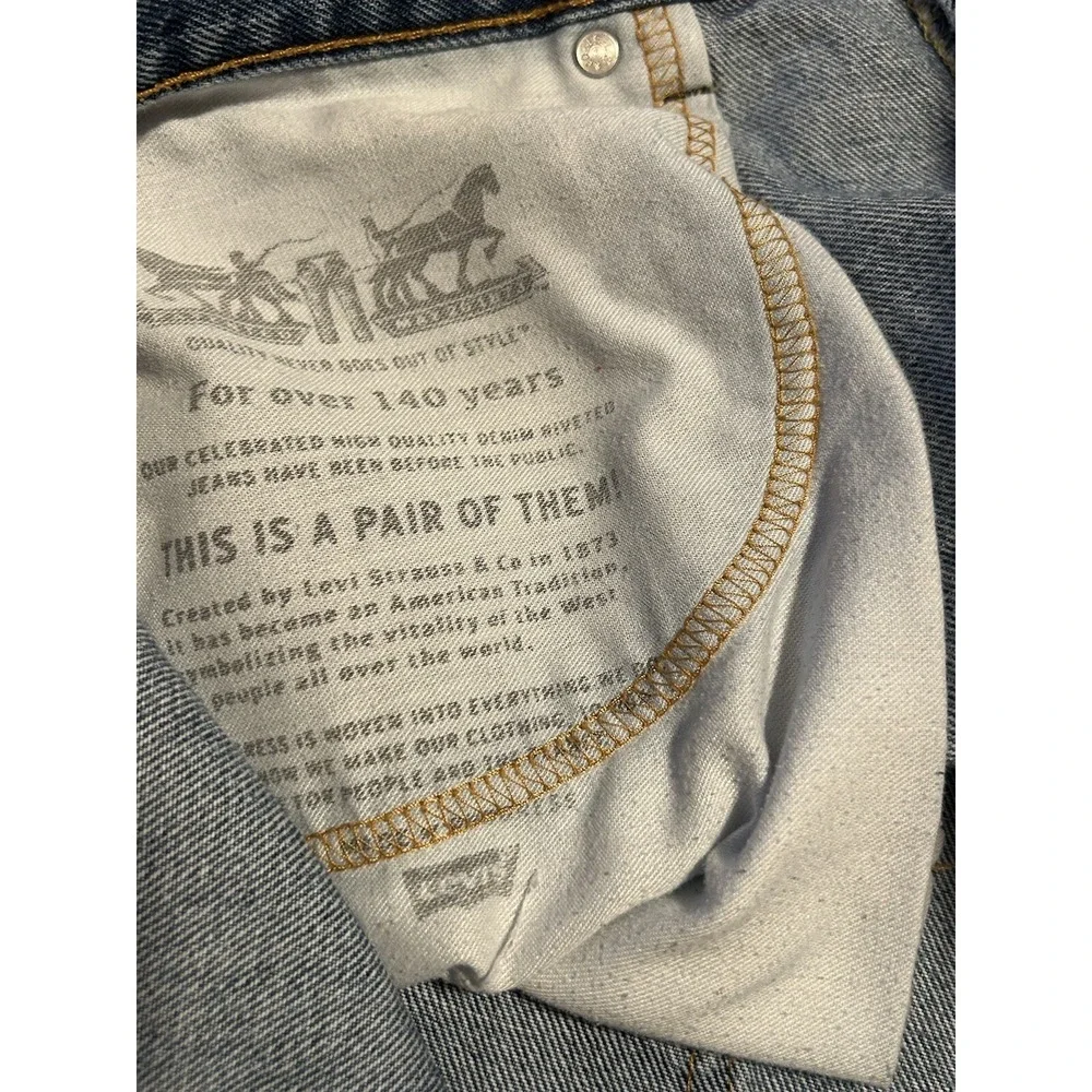 Levis Jeans Mens Size 40x30 Blue Denim Medium Wash 550 Relaxed Fit 100%‎ Cotton